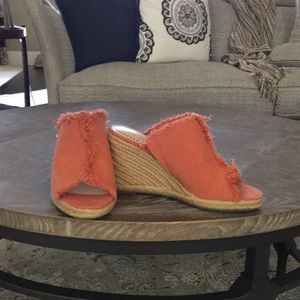 Open toe wedges